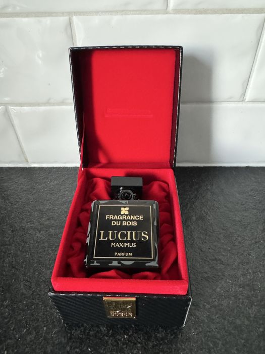Fragrance du bois lucius maximus
