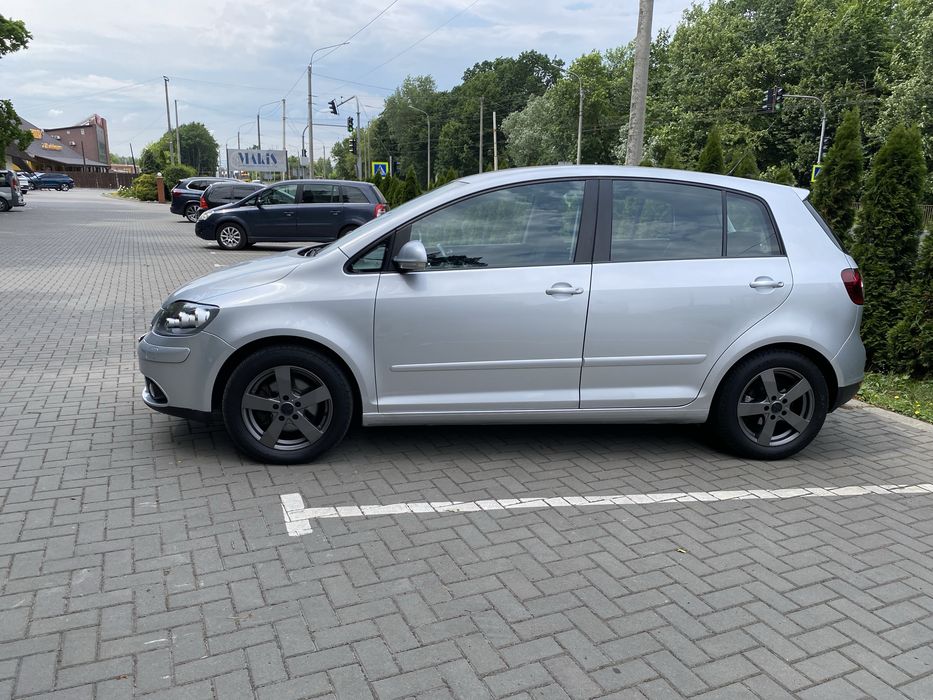 Golf Plus 1.6 Бензин Автомат