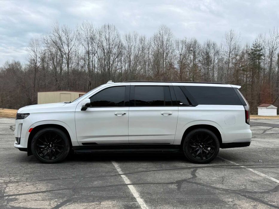 Cadillac Escalade      2021