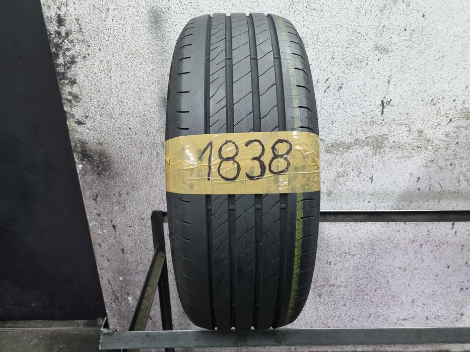 215/55/17 94W Goodyear EfficientGripPerformance 2 D.0625
