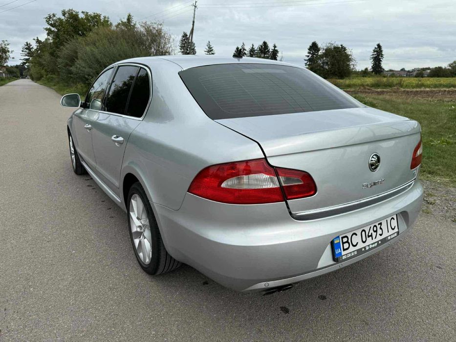Продається автомобіль Skoda superb