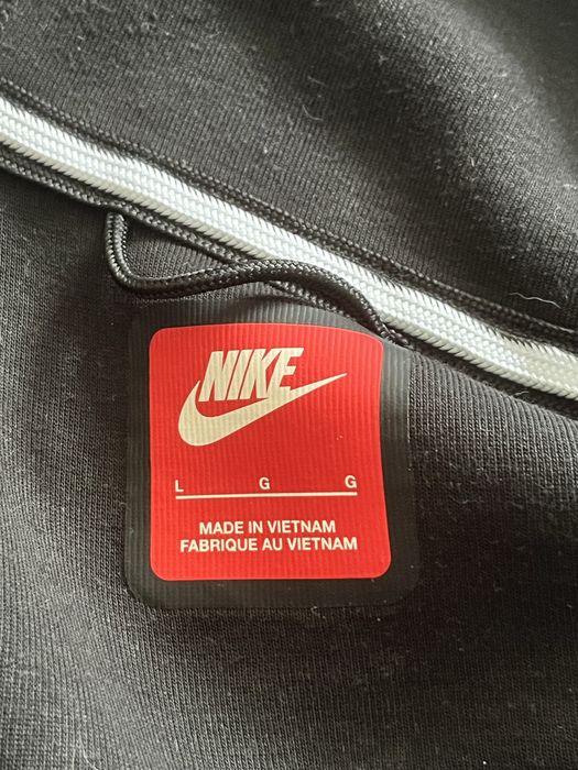 Nike tech fleese L