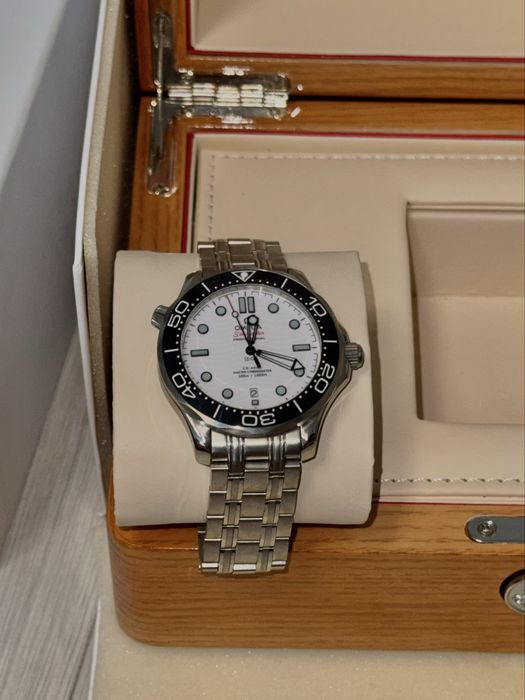 Чоловічий годинник Omega Seamaster Diver 300M - Повний комплект