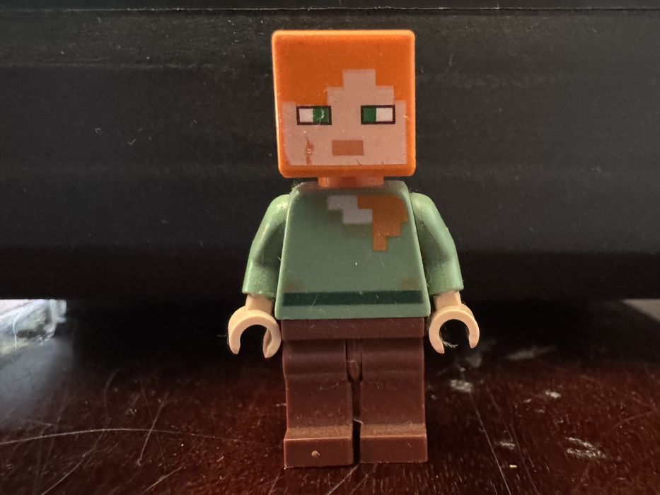 Lego minecraft alex