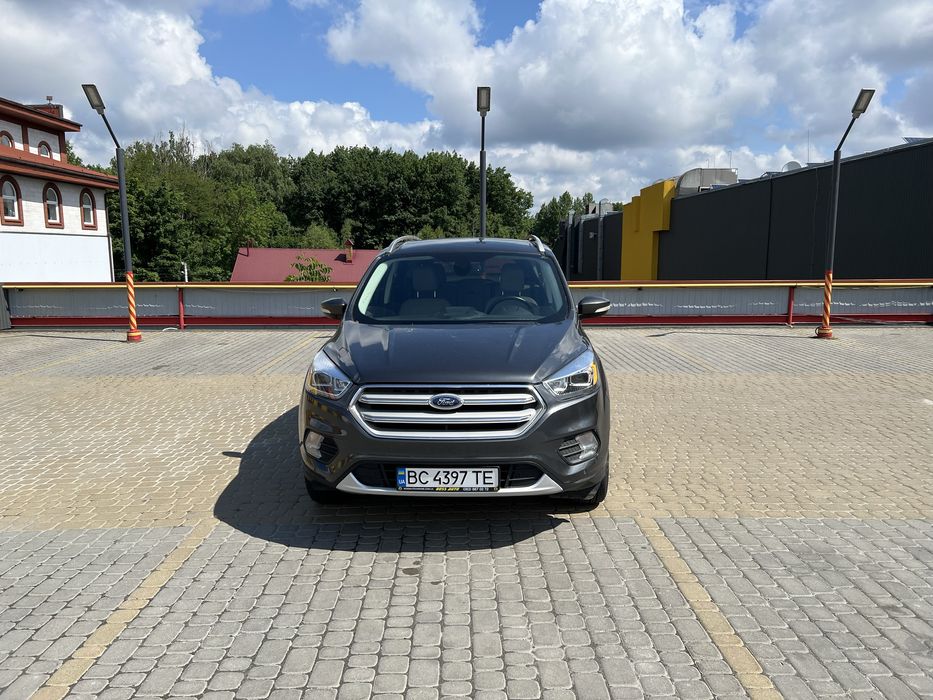 ТЕРМІНОВО! Ford Escape 2019