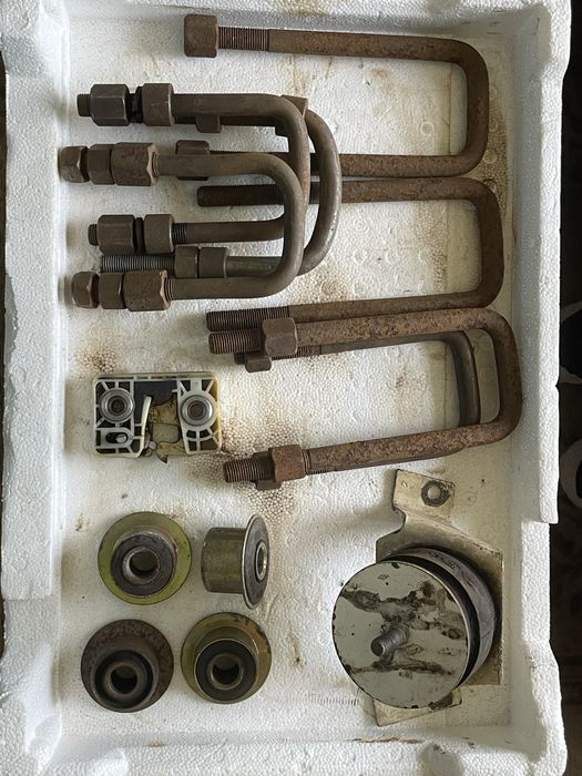 Стремянки задньої ресори, салінблок ресори Iveko Daily