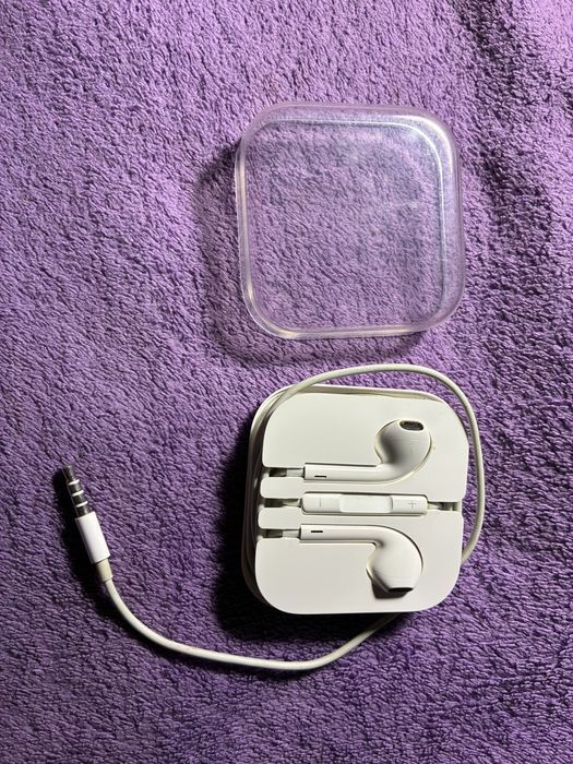 Наушники проводные APPLE oригинал, в кейсе