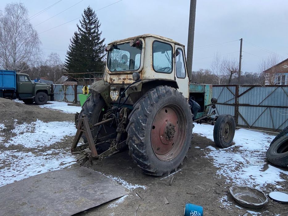 Трактор ЮМЗ 6 +причіп до нього