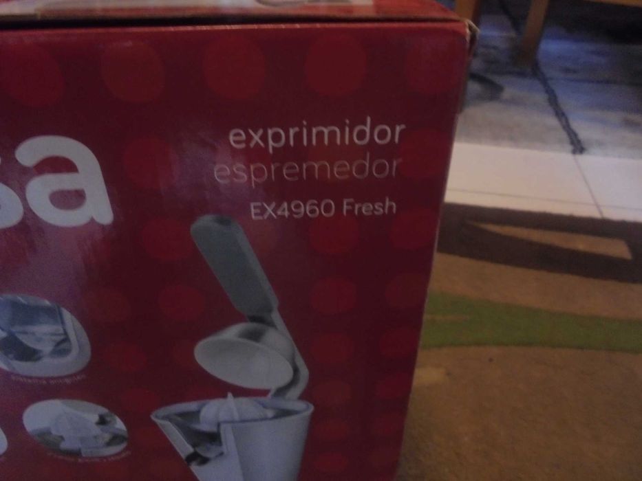 expremedor marca ufesa