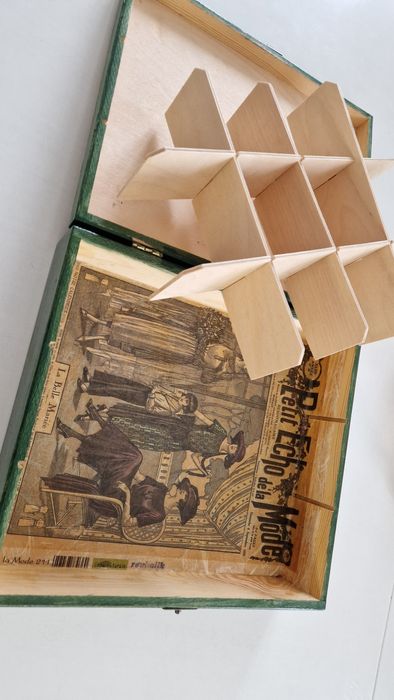 Duża zamykana skrzynka na herbaty decoupage