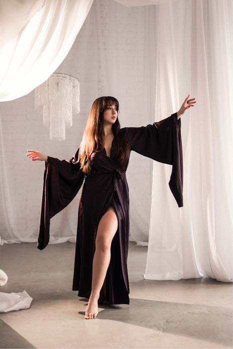 Платье-кимоно, на запах шоколадного цвета