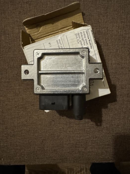 Реле свічів  накалу. Бмв  2.0 н 47