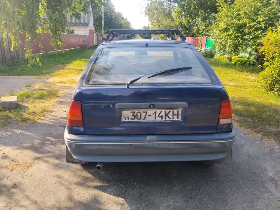 Продам OPEL KADETT 1.3 бензин