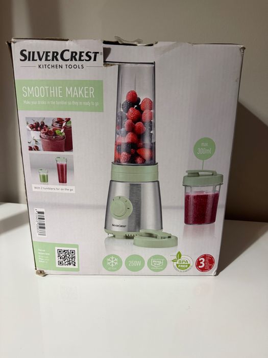 Blender Silver Crest