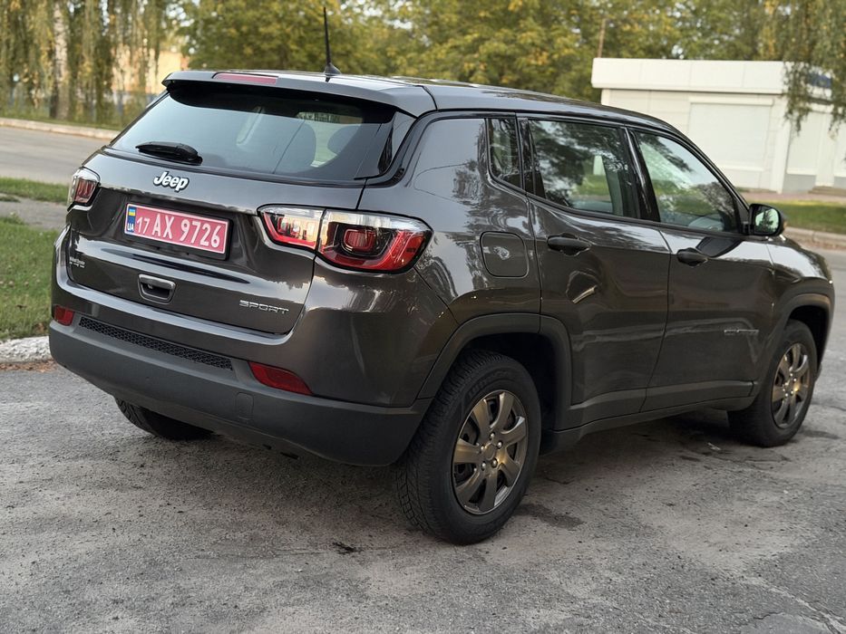 Продам Jeep Compass