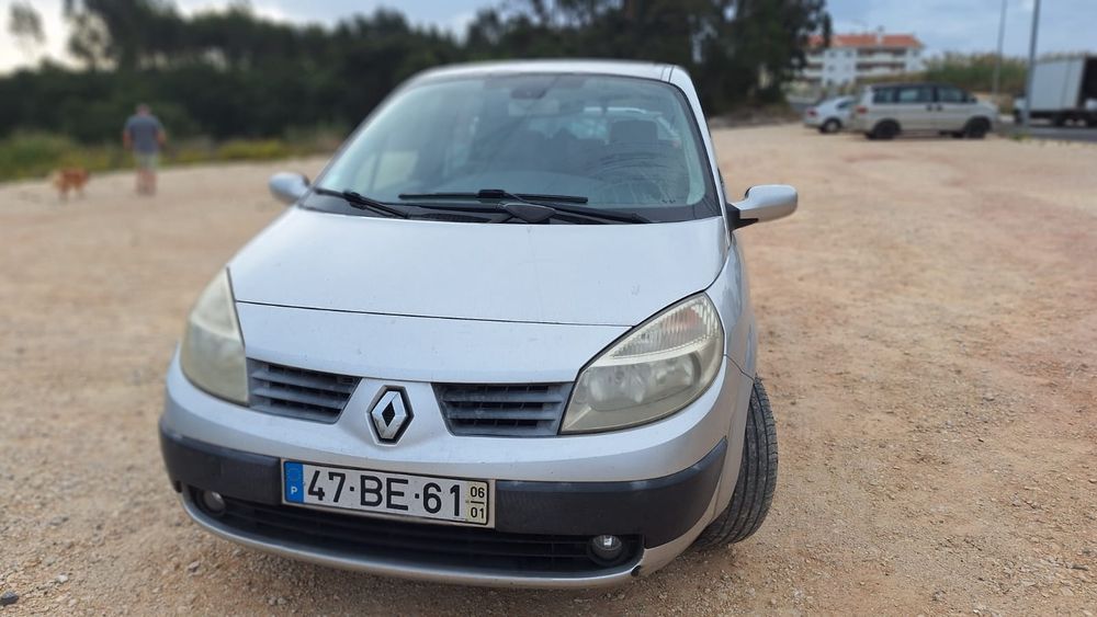 Vende-se carrinha Renault de 7 lugares