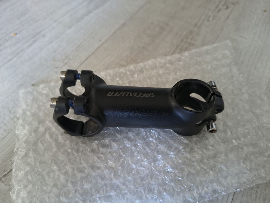 Mostek Specialized XC, 3D-forged alloy, 4-bolt, 6-degree rise 31,8mm  90mm MTB tylko 110g

HANDLEBARS
