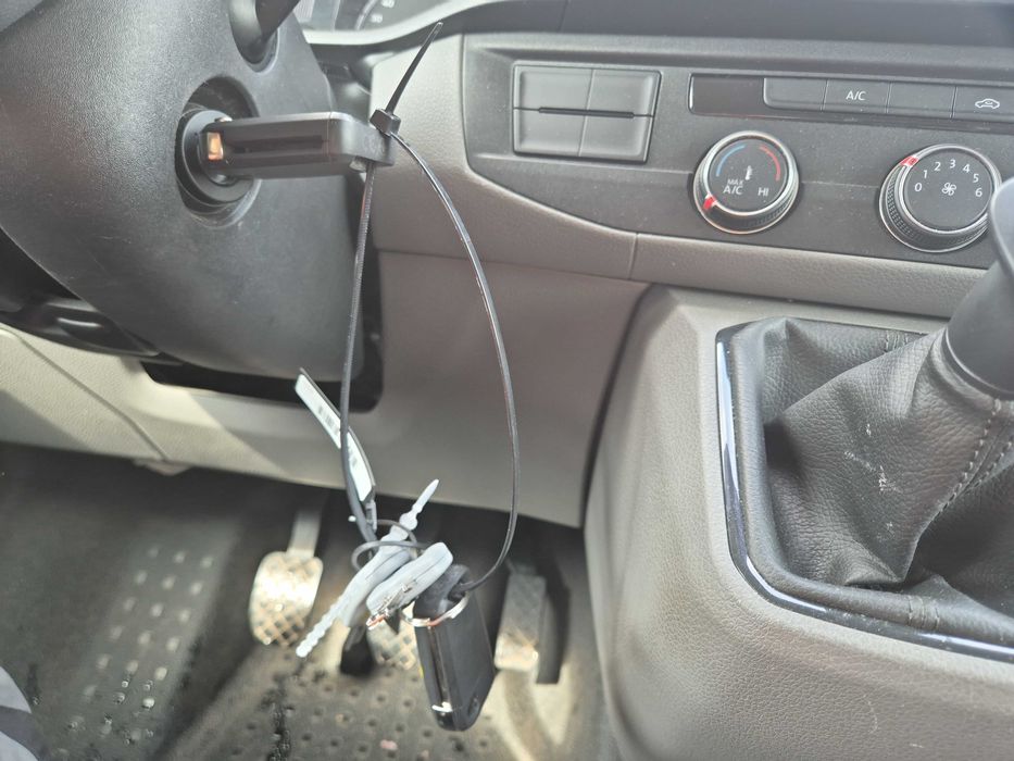 автомобіль на продаж