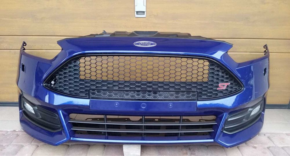Бампер передній Ford Focus Mk3 перед оригінал разборка