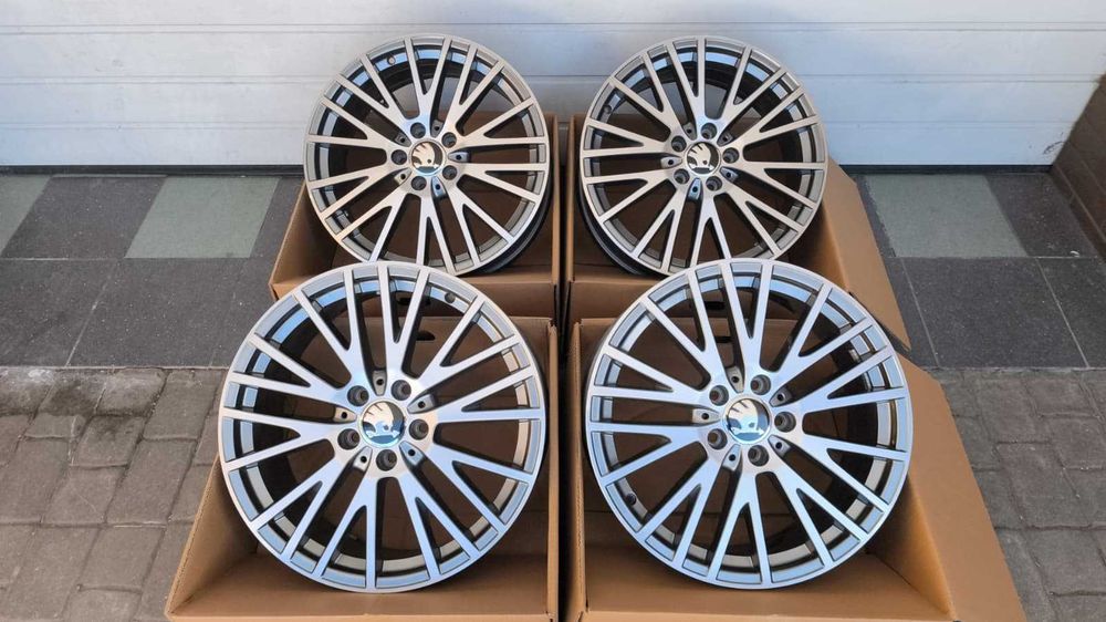 Felgi aluminiowe Skoda Octavia MK4 Vw Audi 18" 5x112 Et49 (OL763F)
