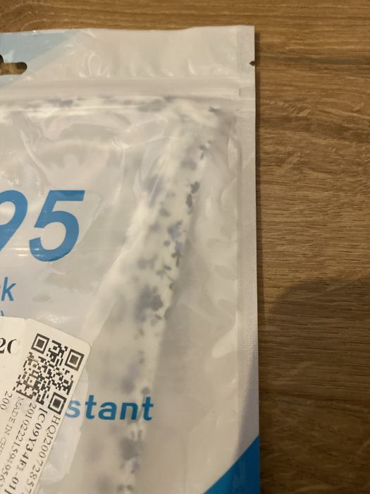 Maseczki ochronne z kwiatowym wzorem