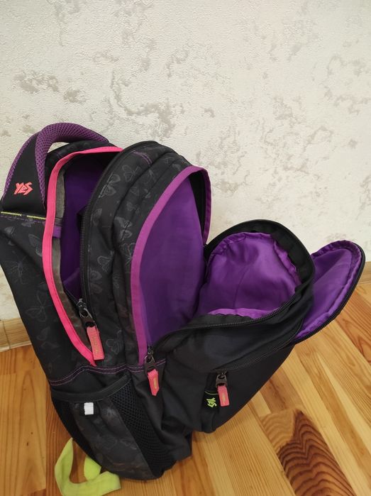 Продам рюкзак для дівчинки