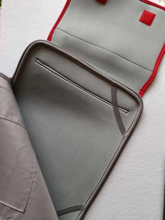 Bolsa de Neopreno para PC  15,4" Preta Resistente à Água para Portátil