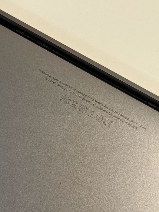 MacBook Pro a1706 space grey