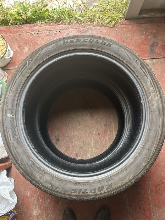 Продам 4 літні шини 255/45 R20 для Audi