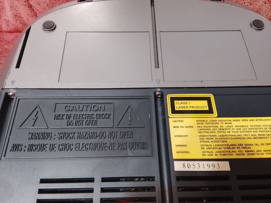 Музыкальный центр Denver. Всё работает. Хорошее качество