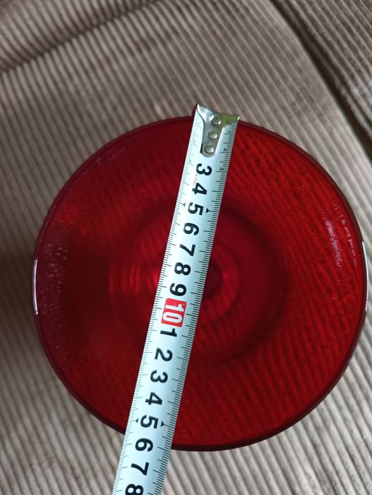 Czerwony wazon kielich