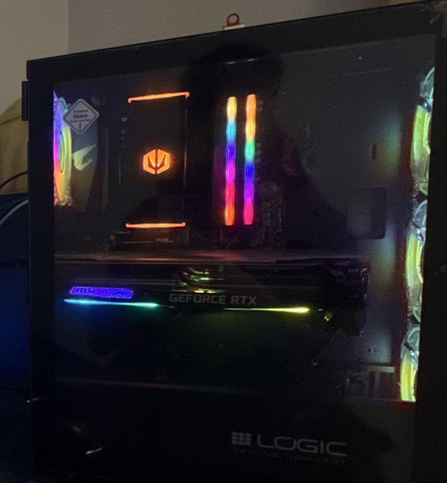 Komputer Gamingowy RTX2070 AMD RYZEN 5 16GB 1TB M.2