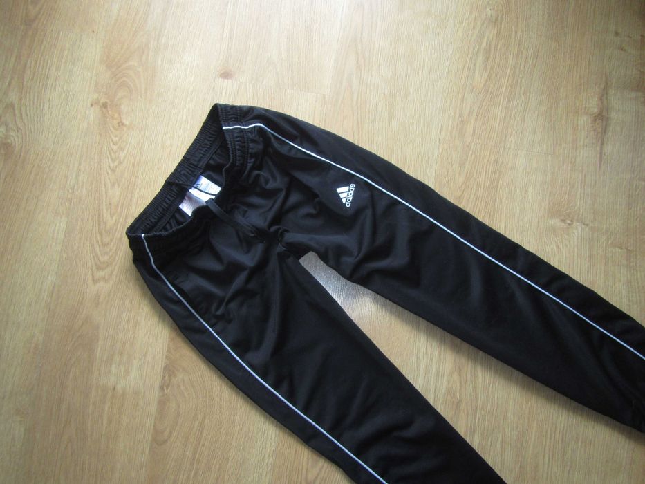 Adidas spodnie dresowe rozm.152