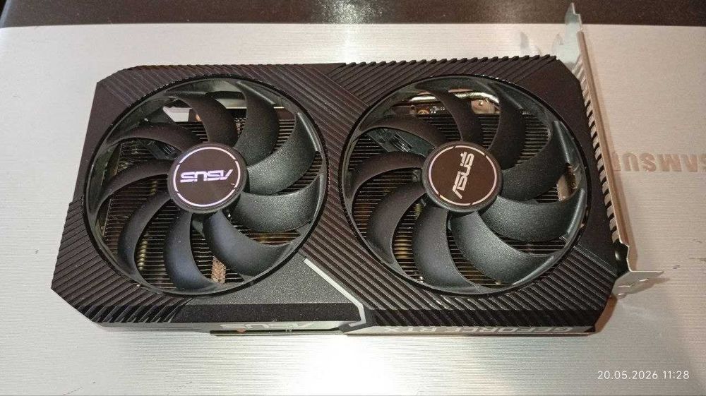 3050 RTX Geforce 8GB 動作確認済み 美品 グラフィックボード・グラボ・ビデオカード