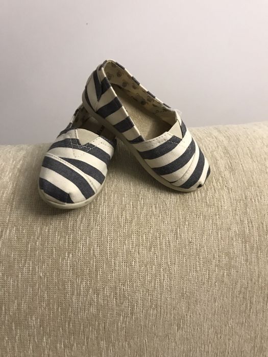 Alpercatas de criança