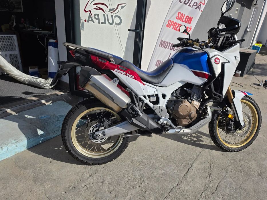 Honda CRF Honda CRF 1000 Africa Twin 2018 r. Przebieg 27200 km FAKTURA VAT MARŻA
