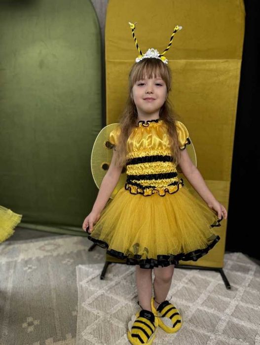 Бджілка,сорока,муха,метелик,киця,пташкаа