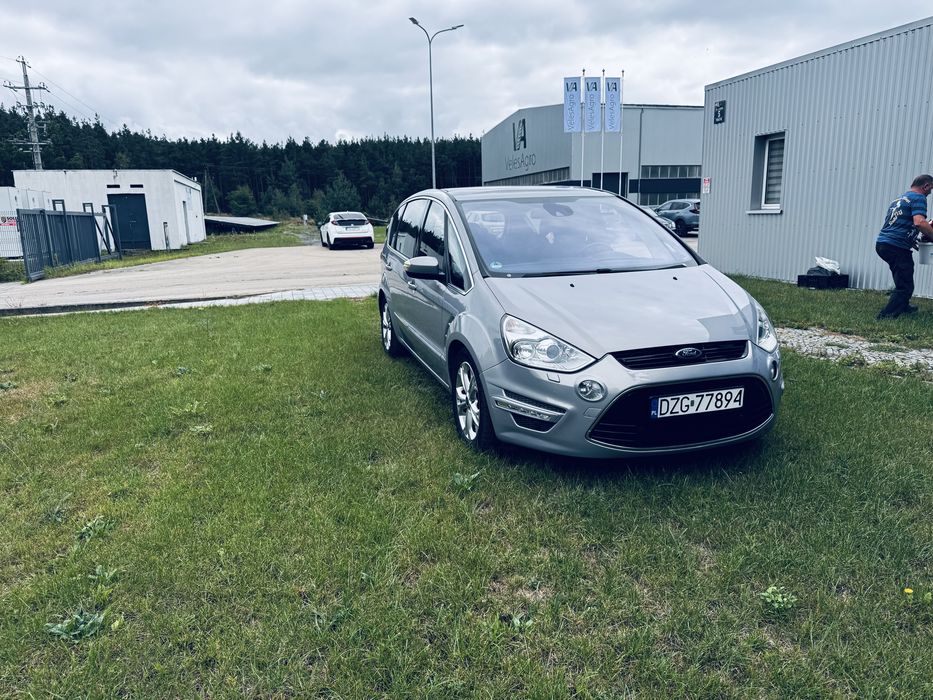 Ford S-Max