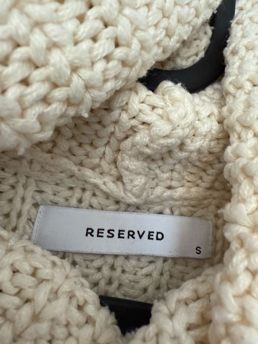 Sweter Reserved