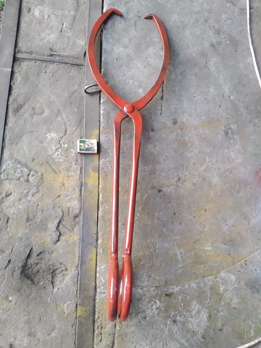 Клещи для пиломатериалов когти ,растворомешалка .