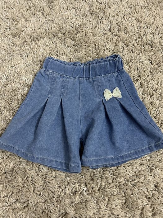 Шорти на дівчинку