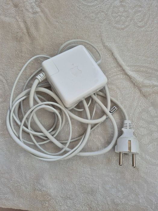 Carregador da Apple  Macbook Magsafe 4,6A 85W original, sem anomalia