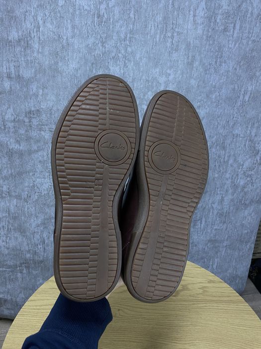 Оригінальні чоловічі кросівки Clarks