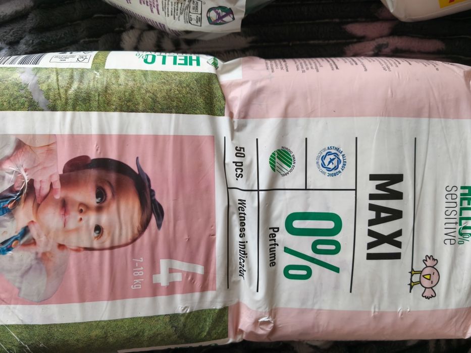 Продам памперси hello sensitive 4