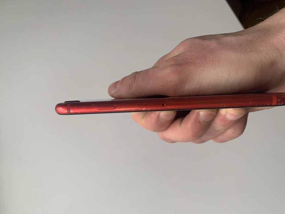 Iphone 8 в гарному стані