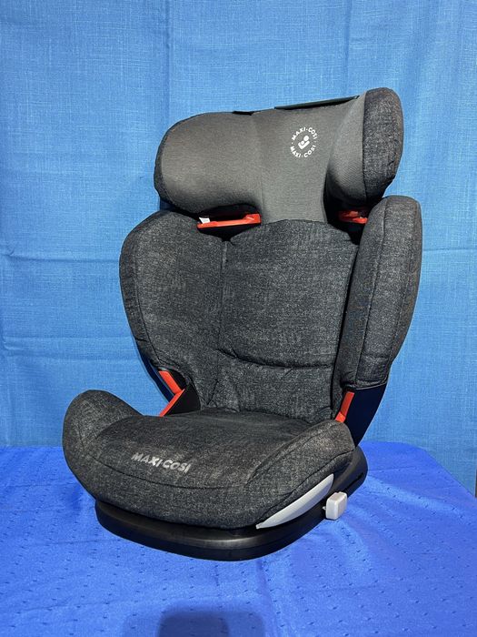 Fotelik samochodowy maxi cosi rodi fix 15-36 kg