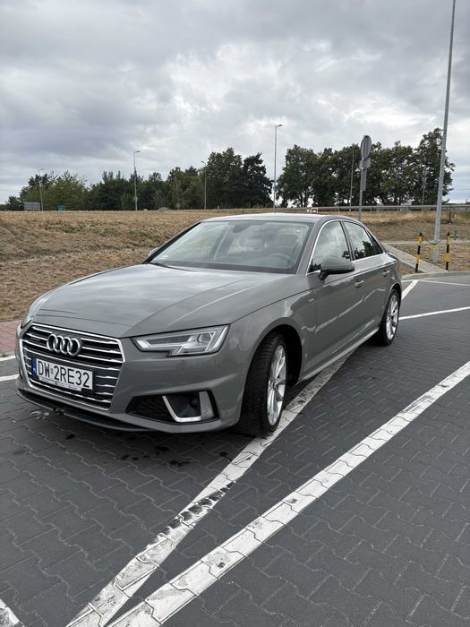 Audi A4 Limousine 2.0 45 TFSI quattro S tronic design