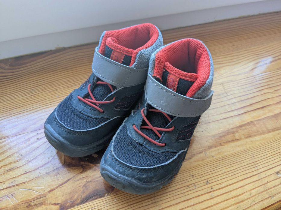 Buty dziecięce 27 Decathlon Quechua NH100
