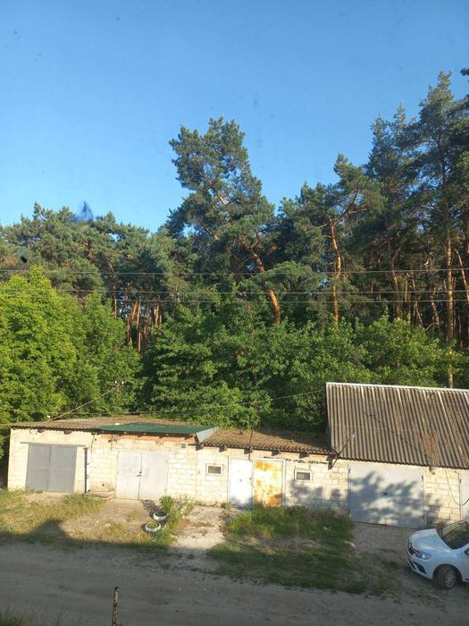 Продам  3к кв , гараж в Мерефе, ул. Сикорского,7,Гастелло Є-відновленн