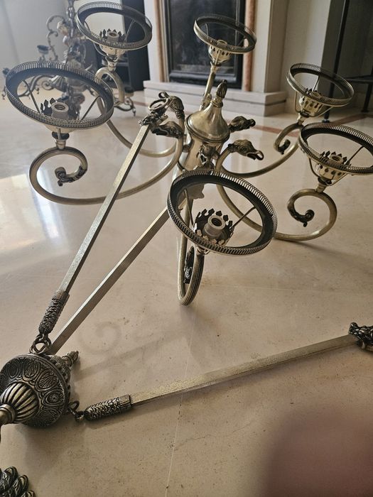 Candelabro muito antigo